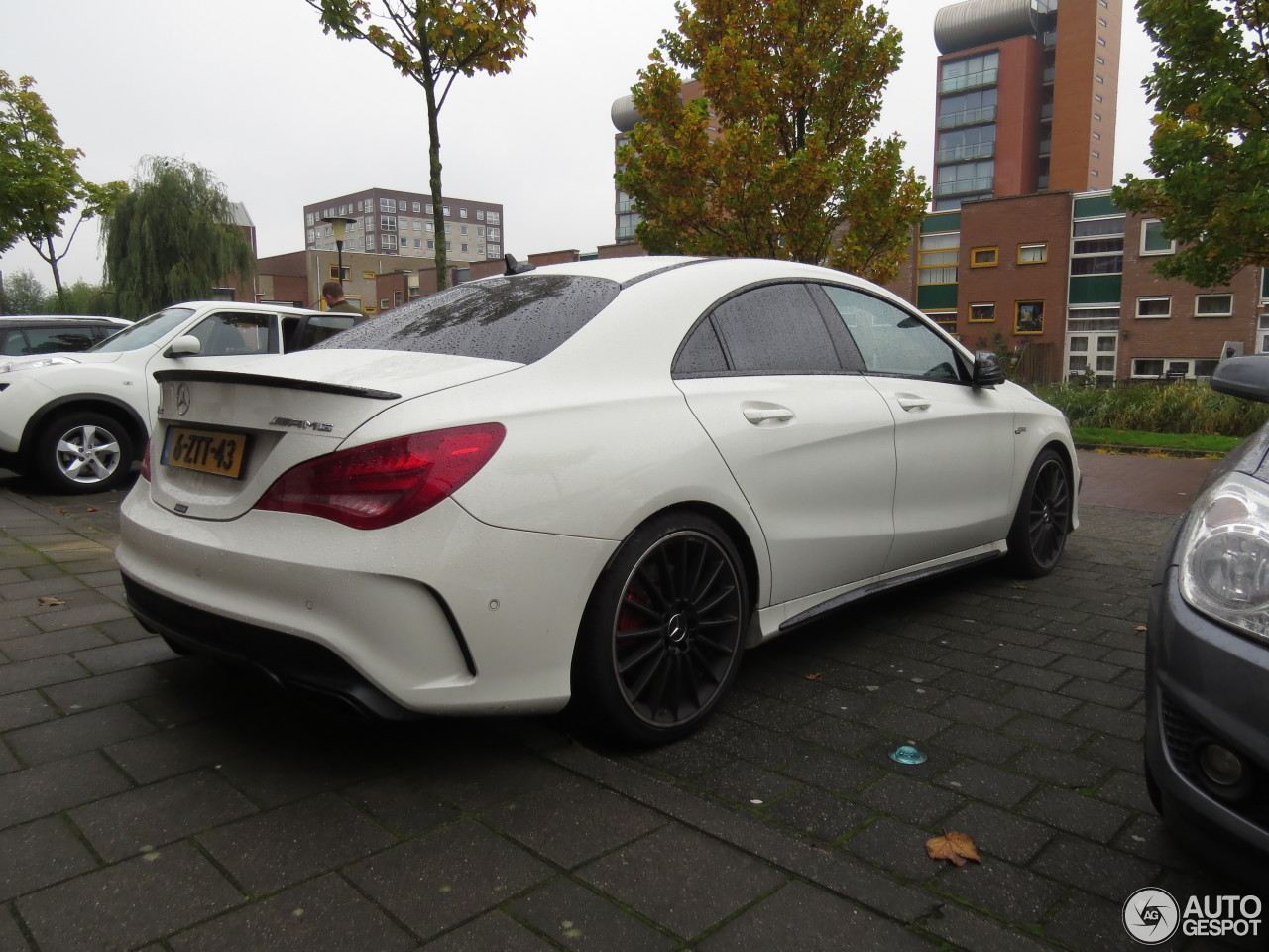 Mercedes-Benz CLA 45 AMG C117