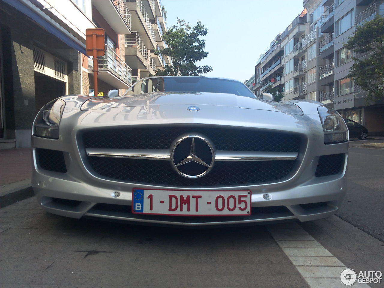 Mercedes-Benz SLS AMG