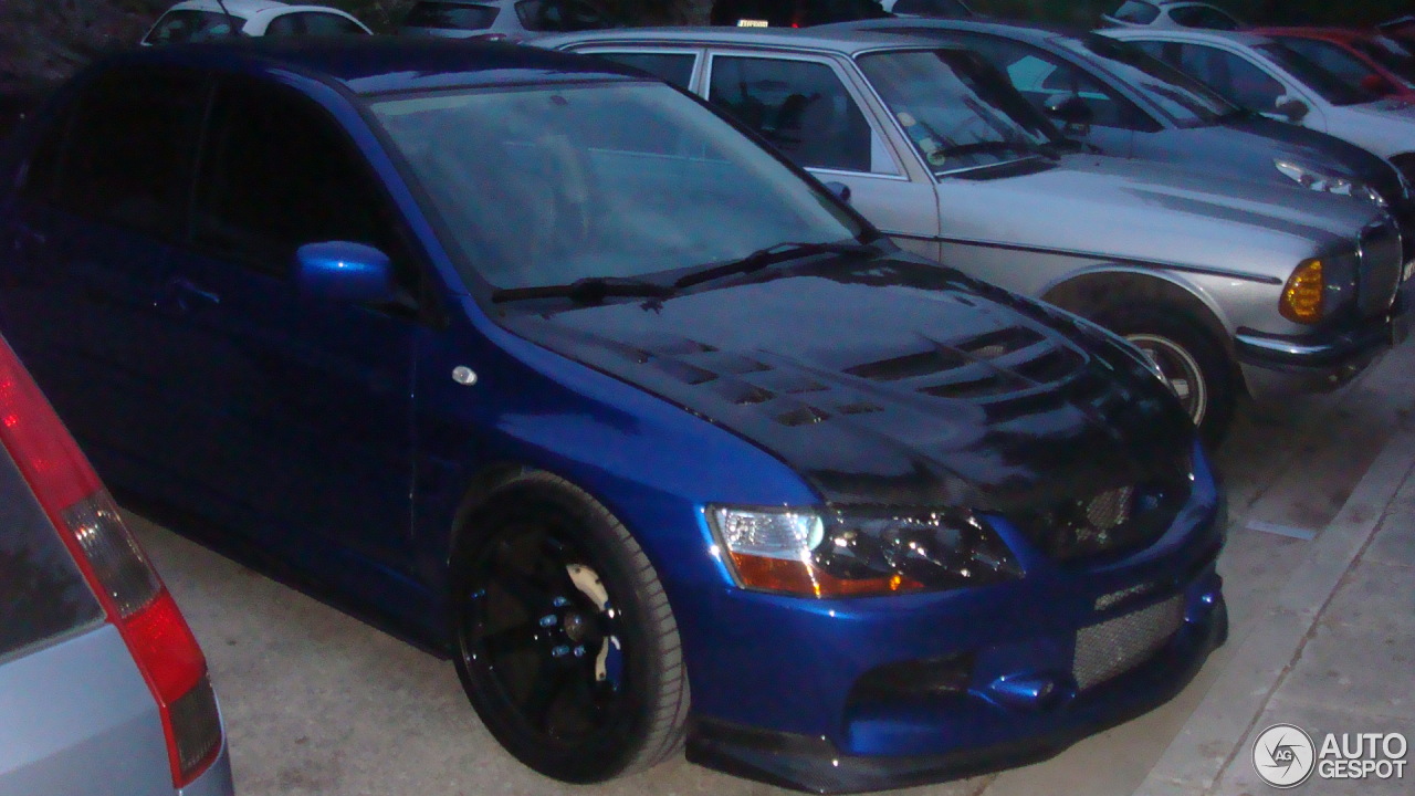 Mitsubishi Lancer Evolution VIII FQ