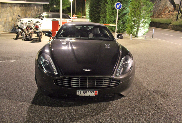 Aston Martin Virage Volante 2011