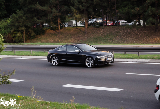 Audi RS5 B8 2012