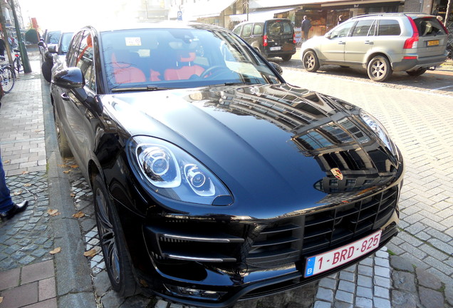 Porsche 95B Macan Turbo