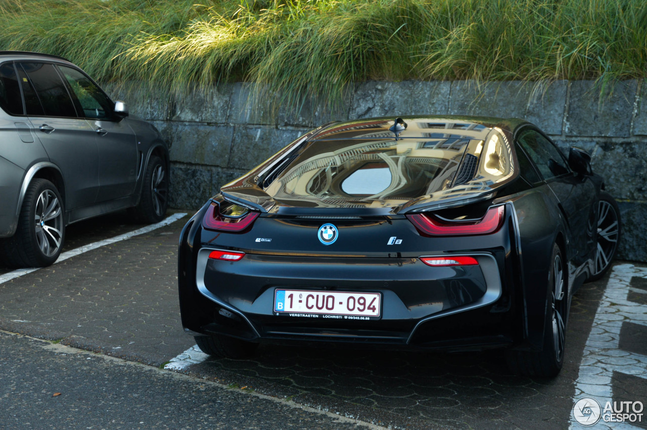 BMW i8