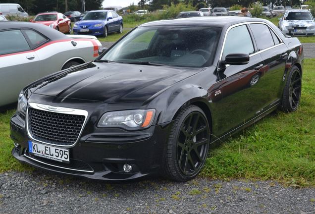 Chrysler 300C SRT8 2013