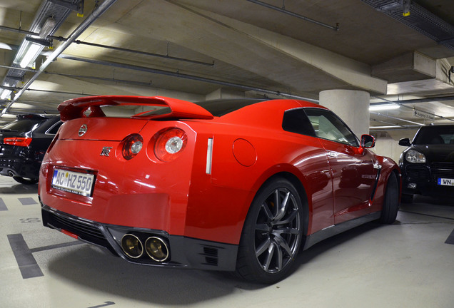 Nissan GT-R 2013