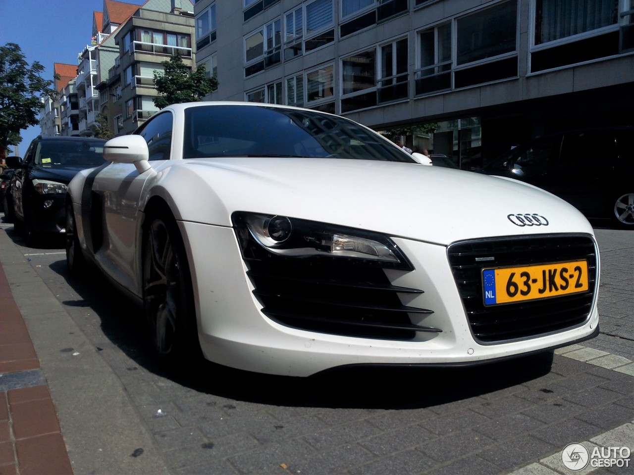 Audi R8