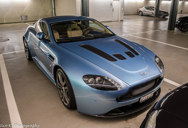 Aston Martin V12 Vantage S