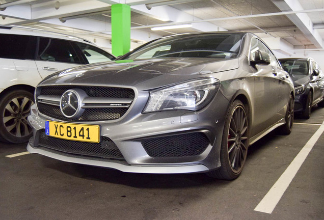 Mercedes-Benz CLA 45 AMG C117