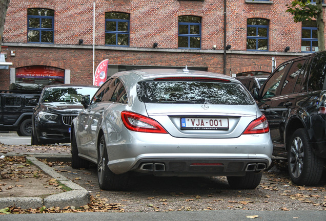 Mercedes-Benz CLS 63 AMG X218 Shooting Brake