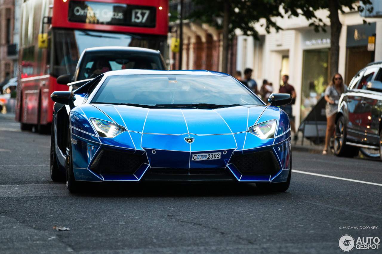 Lamborghini Aventador LP760-2 Oakley Design