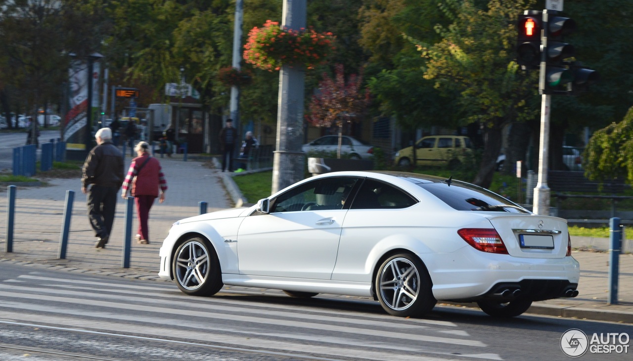 Mercedes-Benz C 63 AMG Coupé