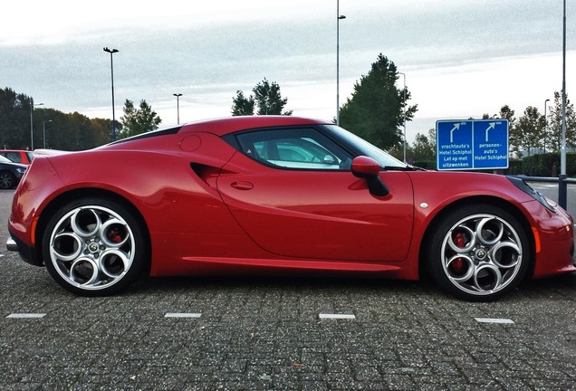 Alfa Romeo 4C Coupé