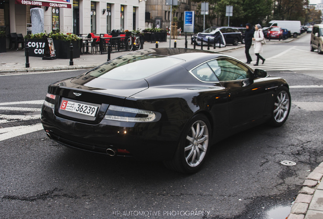 Aston Martin DB9