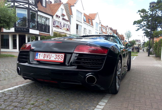 Audi R8 V10 Spyder 2013