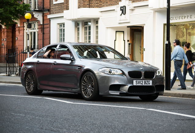 BMW M5 F10 2011