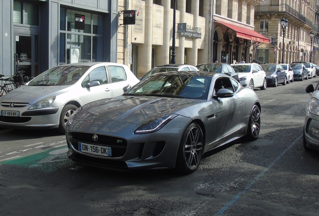 Jaguar F-TYPE R Coupé