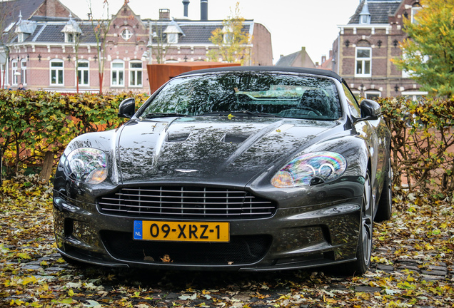 Aston Martin DBS Volante