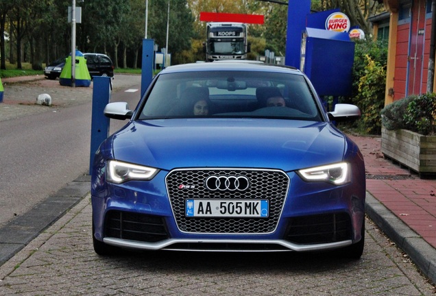 Audi RS5 B8 2012