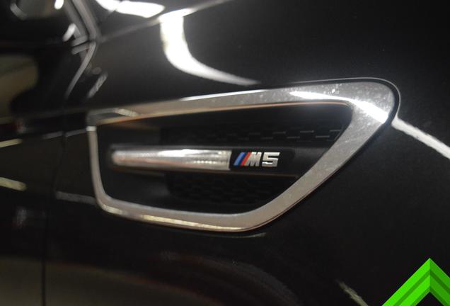 BMW M5 F10 2011