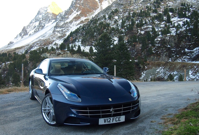 Ferrari FF