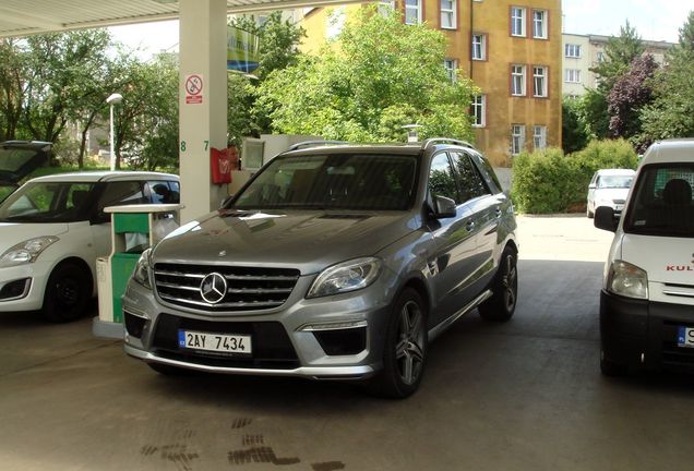 Mercedes-Benz ML 63 AMG W166