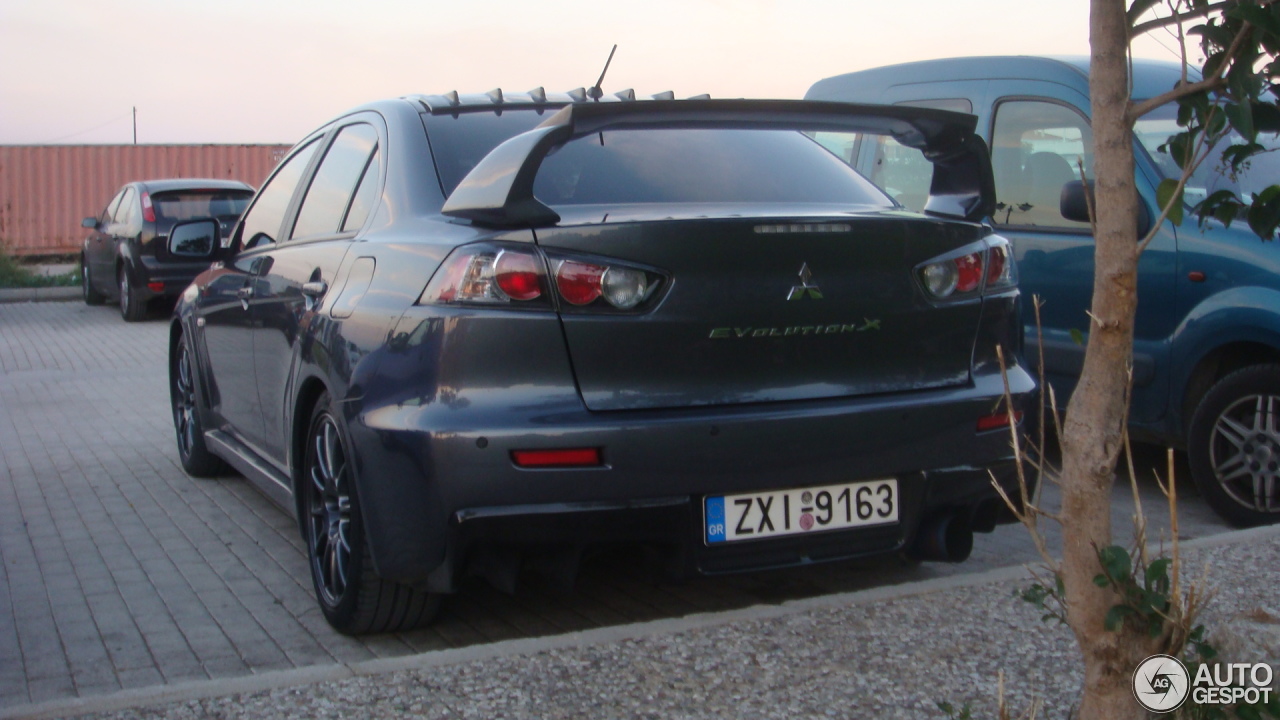 Mitsubishi Lancer Evolution X