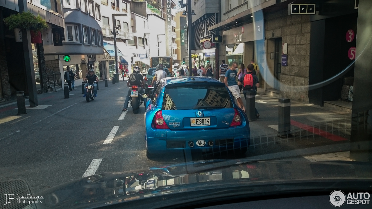 Renault Clio V6 Phase II