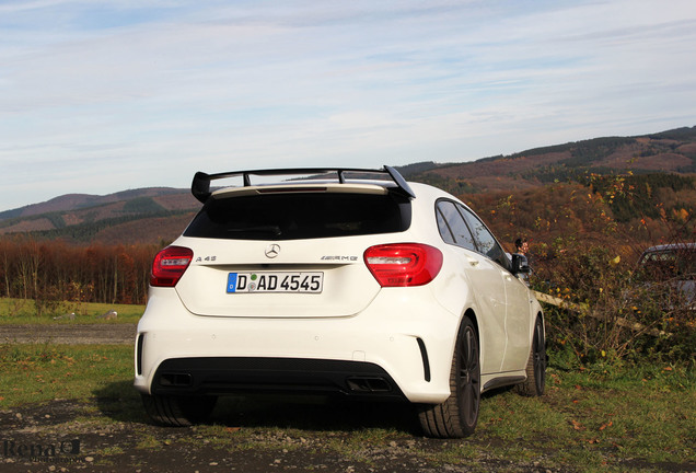 Mercedes-Benz A 45 AMG