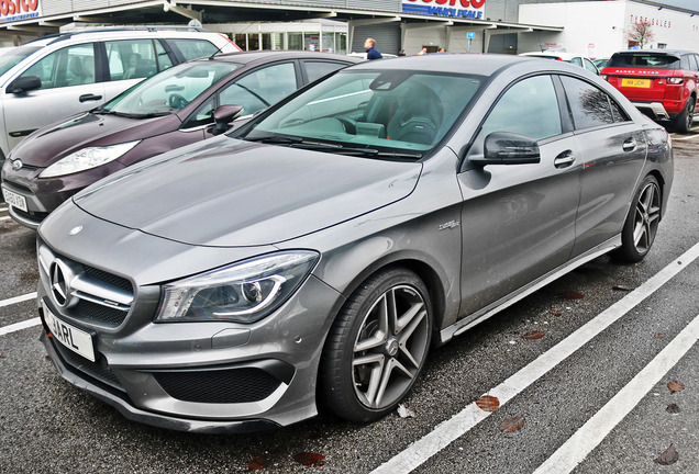 Mercedes-Benz CLA 45 AMG C117