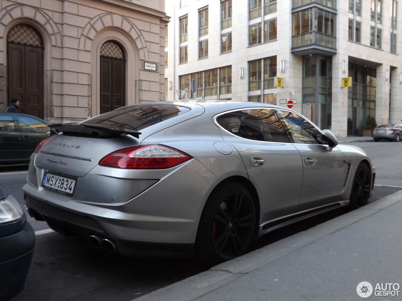 Porsche Panamera Turbo JE Design