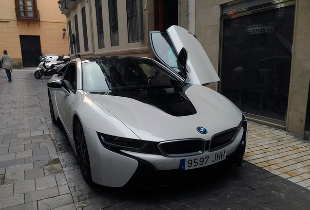 BMW i8