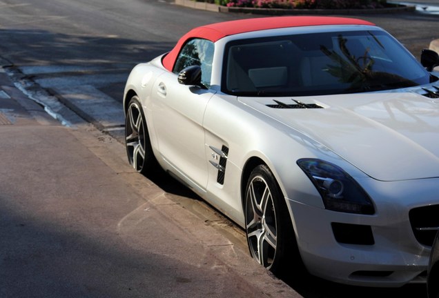 Mercedes-Benz SLS AMG GT Roadster