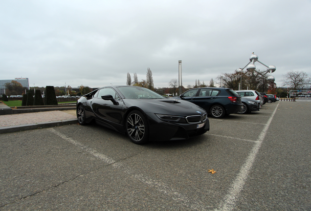 BMW i8