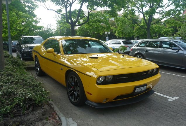 Dodge Challenger SRT-8 392 Yellow Jacket