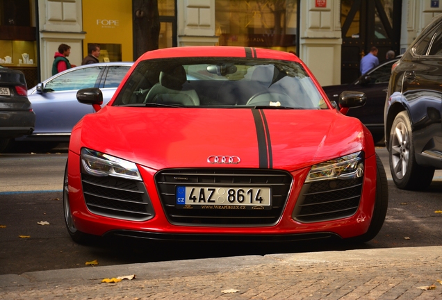 Audi R8 V10 Plus 2013