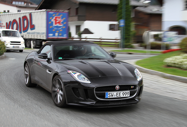 Jaguar F-TYPE S Convertible