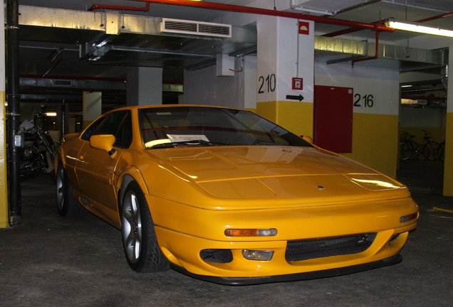 Lotus Esprit V8 GT