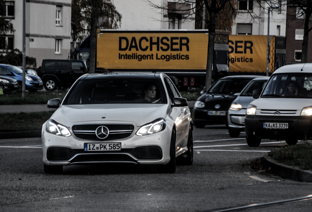 Mercedes-Benz E 63 AMG S W212
