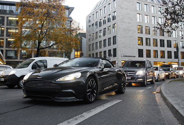 Aston Martin Vanquish Volante