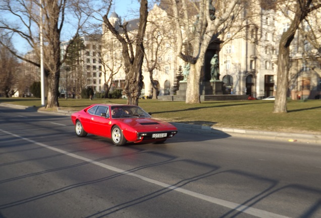 Ferrari Dino 308 GT4