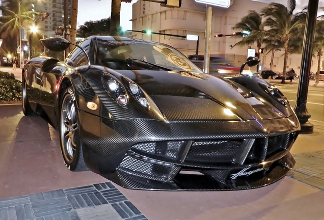 Pagani Huayra Carbon Edition