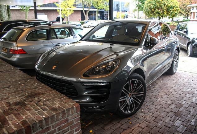 Porsche 95B Macan Turbo