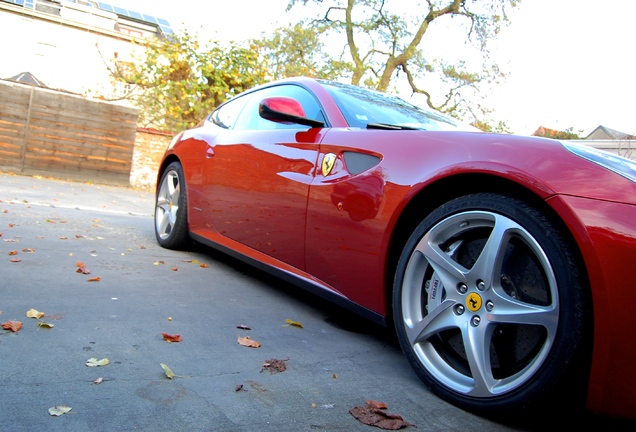 Ferrari FF