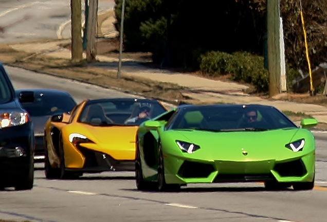 Lamborghini Aventador LP700-4 Roadster