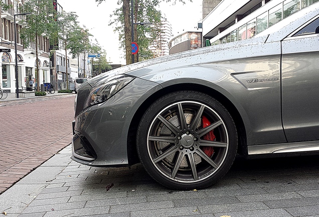 Mercedes-Benz CLS 63 AMG S C218 2015