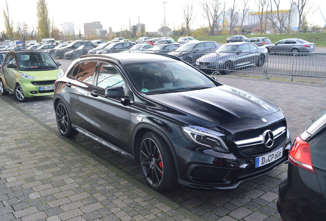 Mercedes-Benz GLA 45 AMG X156