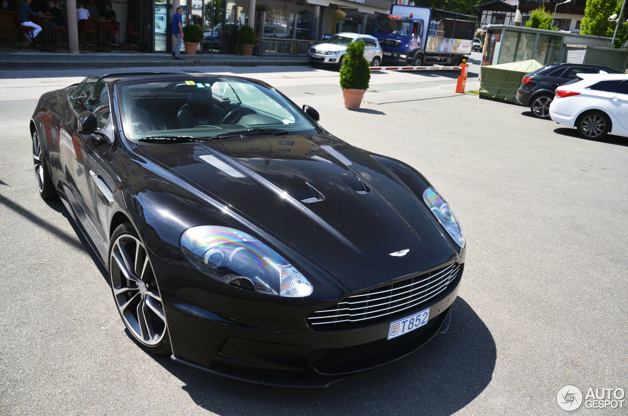 Aston Martin DBS Volante