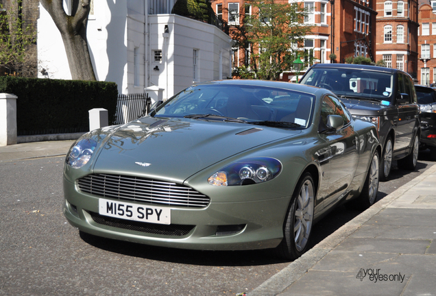 Aston Martin DB9