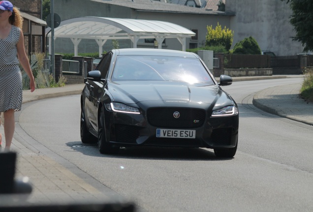 Jaguar XF 2016 35t prototype