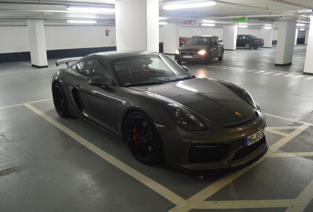 Porsche 981 Cayman GT4